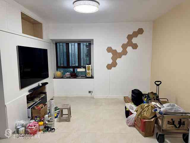 Mid Levels Central - Robinson Heights Block 3 01