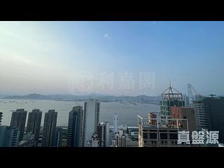 Sai Ying Pun - Island Crest Block 1 02