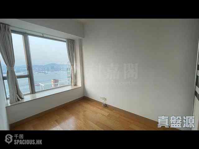 Sai Ying Pun - Island Crest Block 1 03