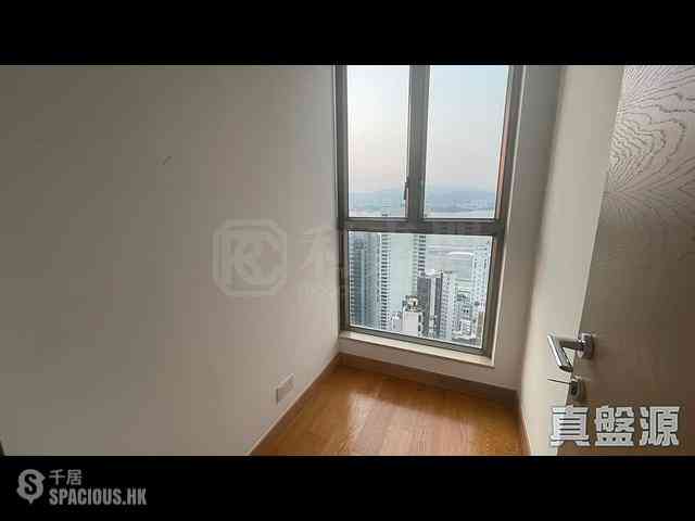 Sai Ying Pun - Island Crest Block 1 06