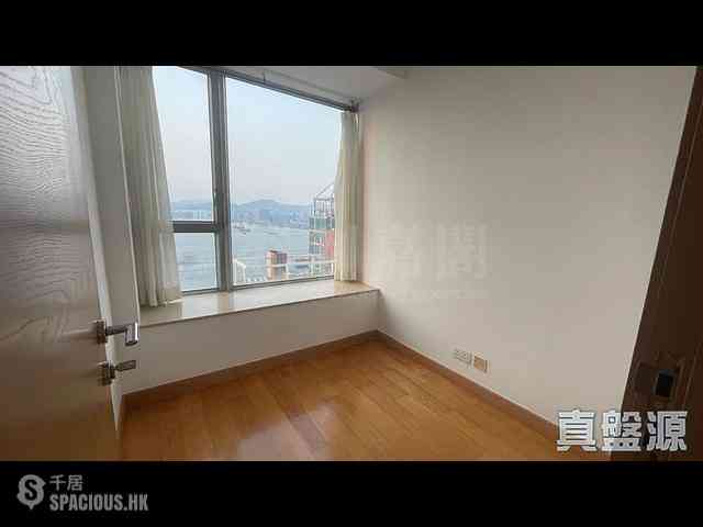 Sai Ying Pun - Island Crest Block 1 08