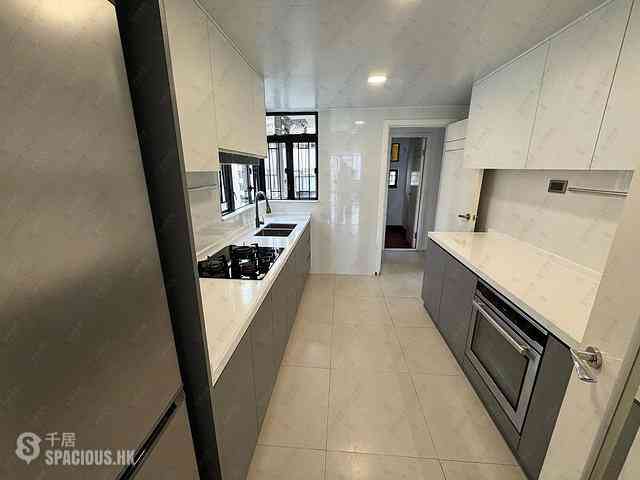 Mid Levels Central - The Grand Panorama Block 4 02