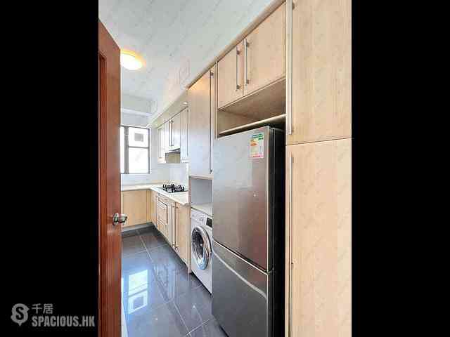Shek Tong Tsui - The Belcher's Phase 2 Tower 5 02