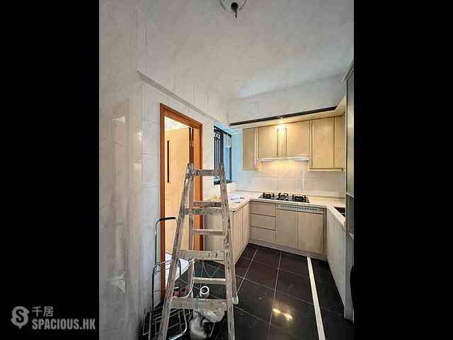 Shek Tong Tsui - The Belcher's Phase 2 Tower 5 02