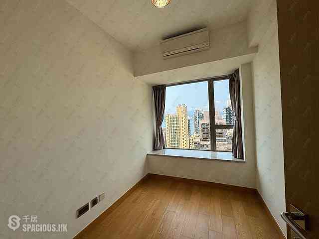 Sai Ying Pun - The Nova 04