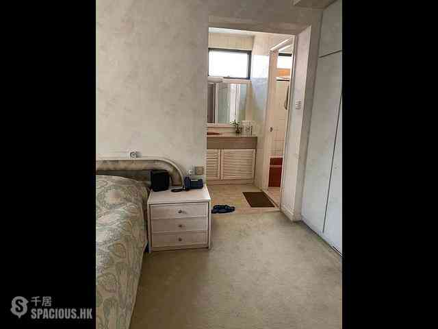 Sai Ying Pun - Wing Cheung Court 03