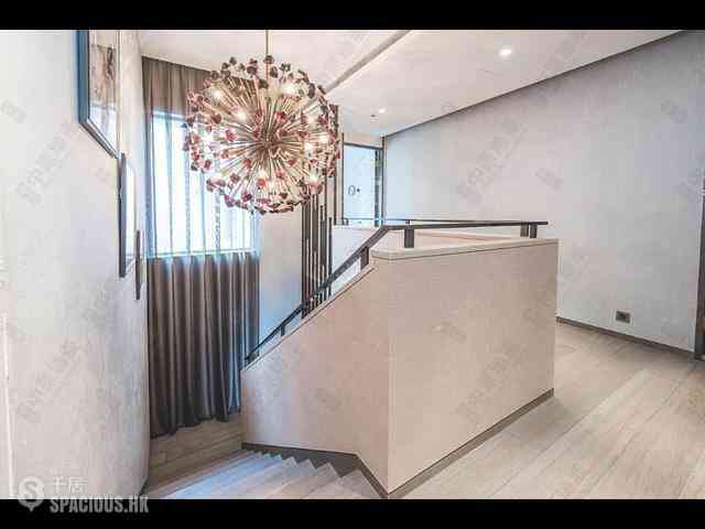 Mid Levels Central - Regal Crest 03