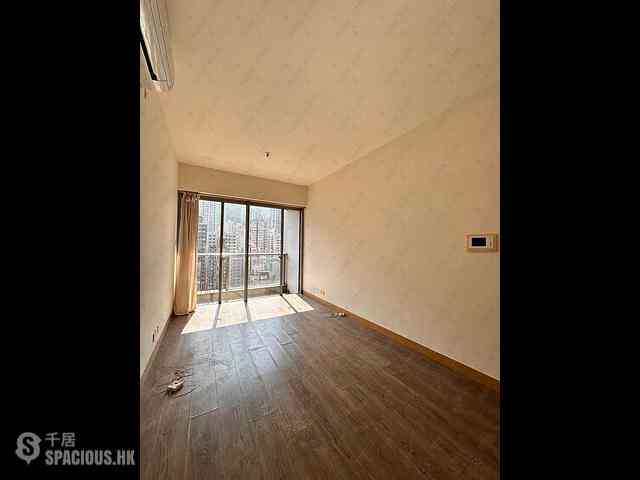 Sai Ying Pun - Island Crest 01