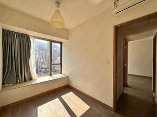 Sai Ying Pun - Island Crest 04