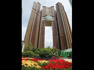 West Kowloon - The Arch 15