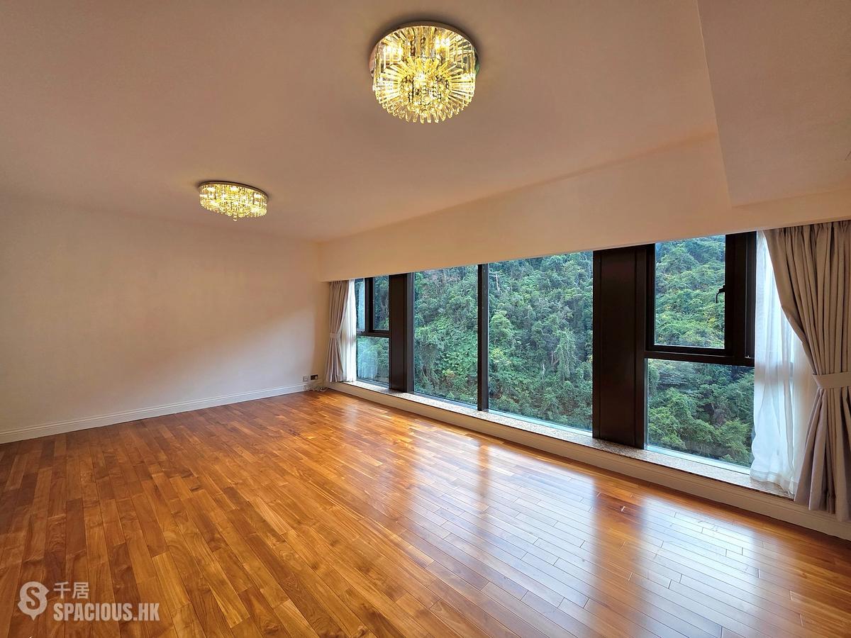 Mid Levels Central - Tavistock II 01