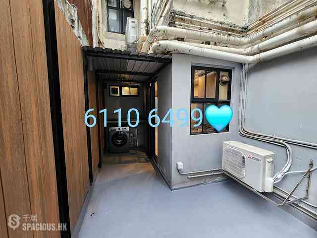 Sheung Wan - 256-258, Hollywood Road 01