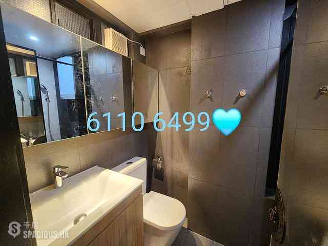 Sheung Wan - 256-258, Hollywood Road 10