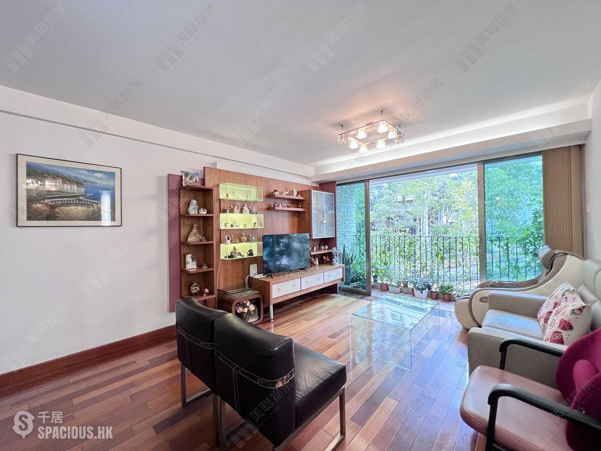 Wan Chai - Phoenix Court 01