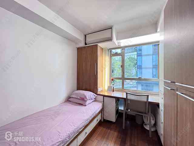 Wan Chai - Phoenix Court 08