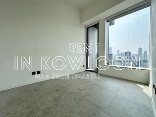 Mong Kok - Skypark 02