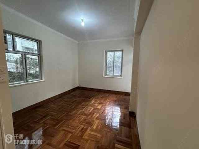 Mid Levels Central - Welsby Court 05