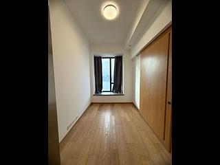 Wan Chai - The Gloucester 10