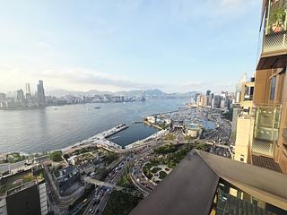 Wan Chai - The Gloucester 02