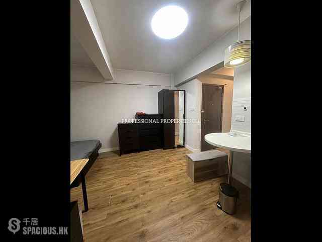 Sai Ying Pun - 43-45, First Street 03