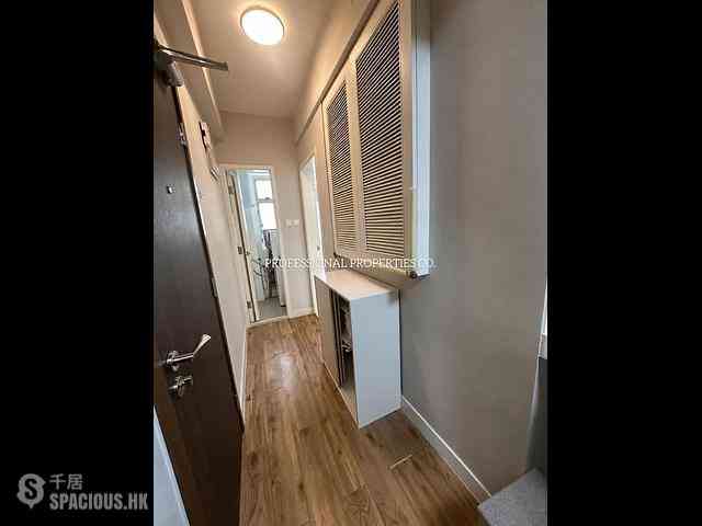 Sai Ying Pun - 43-45, First Street 05