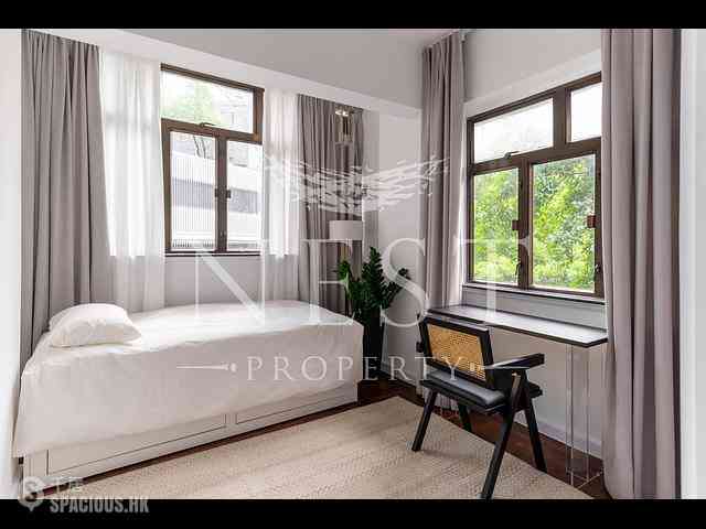 Mid Levels Central - 147-151, Caine Road 06