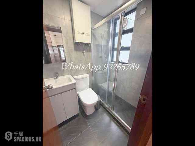 Sai Ying Pun - Flora Court 04
