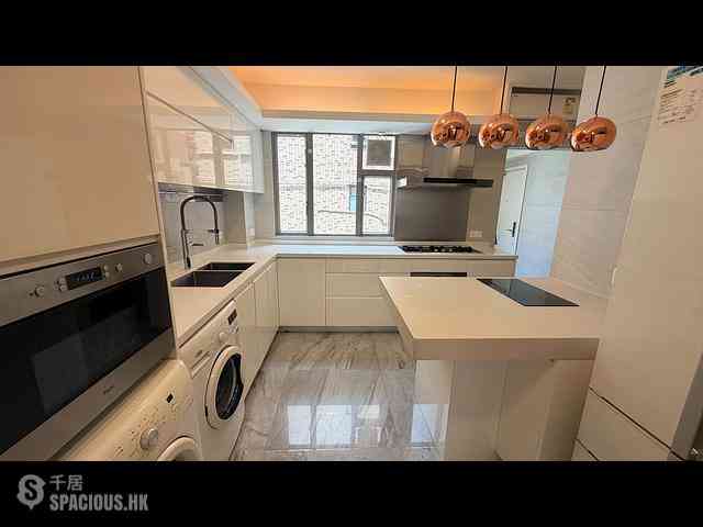Mid Levels Central - Kenville Building 04