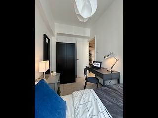 Wan Chai - Glory House 10