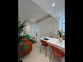 Wan Chai - Glory House 19