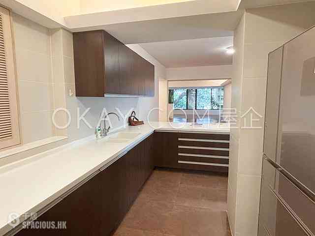 Mid Levels Central - Kam Yuen Mansion 07