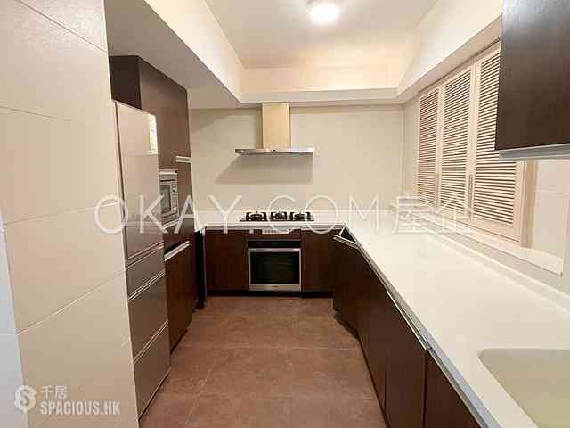Mid Levels Central - Kam Yuen Mansion 08