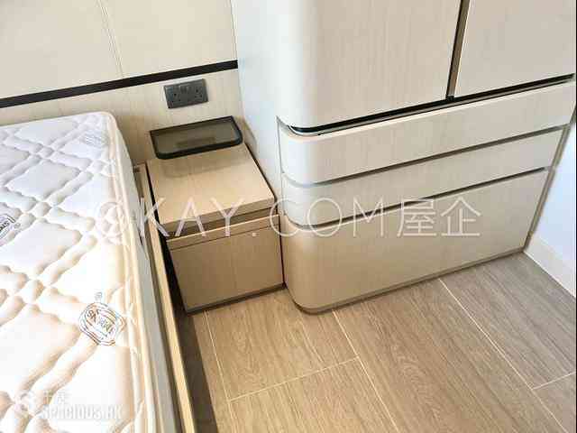 Mid Levels Central - Townplace Soho 05