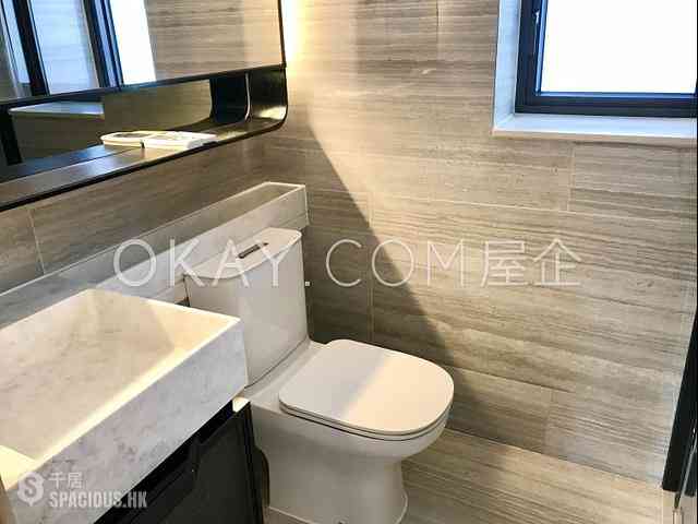 Mid Levels Central - Townplace Soho 09