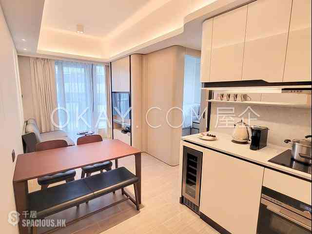 Mid Levels Central - Townplace Soho 01