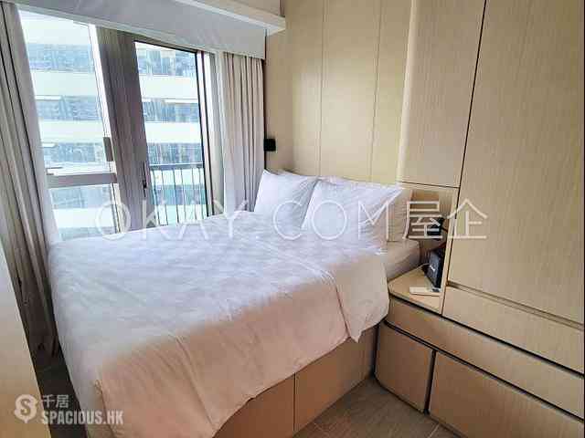 Mid Levels Central - Townplace Soho 06