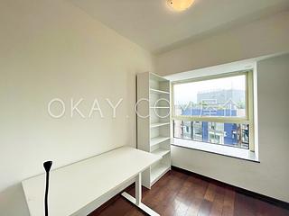 Soho - Centrestage 06