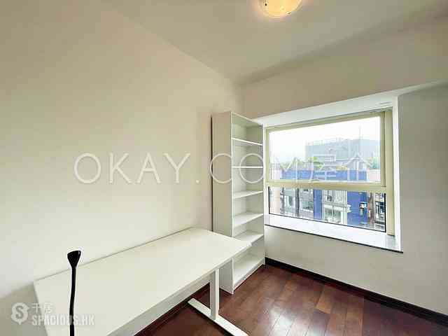 Soho - Centrestage 06