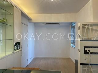 Sai Ying Pun - Golden Phoenix Court 02