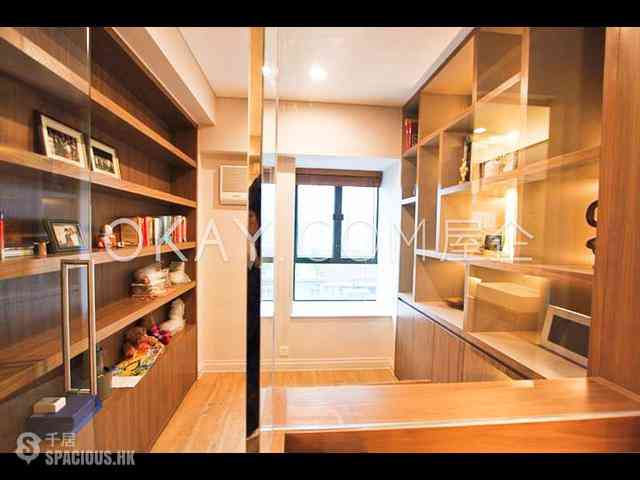 Mid Levels Central - Dragon Court 03
