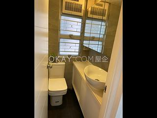 Sai Ying Pun - Golden Phoenix Court 09