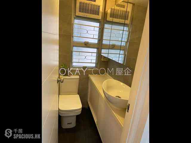 Sai Ying Pun - Golden Phoenix Court 09