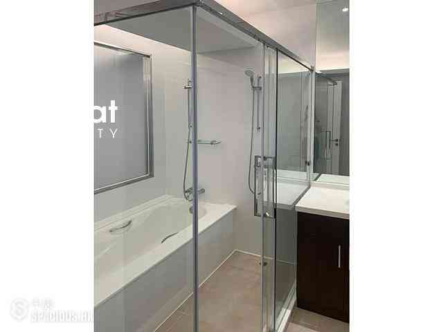Mid Levels Central - Kam Yuen Mansion 05