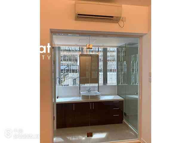 Mid Levels Central - Kam Yuen Mansion 07