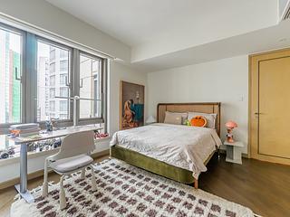 Mid Levels Central - 3, MacDonnell Road 07