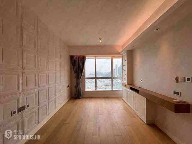 Wong Chuk Hang - Marinella 11