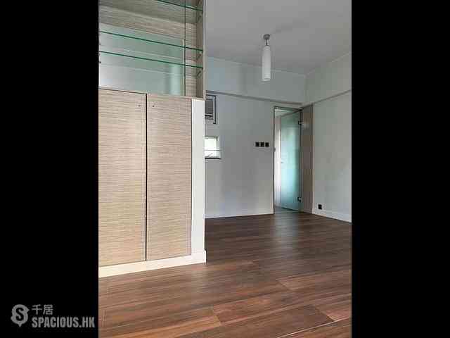 Mid Levels West - Bonham Court 02