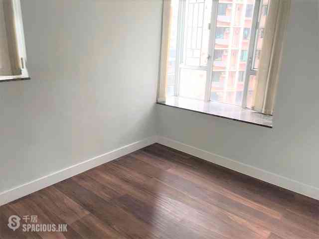 Mid Levels West - Bonham Court 04