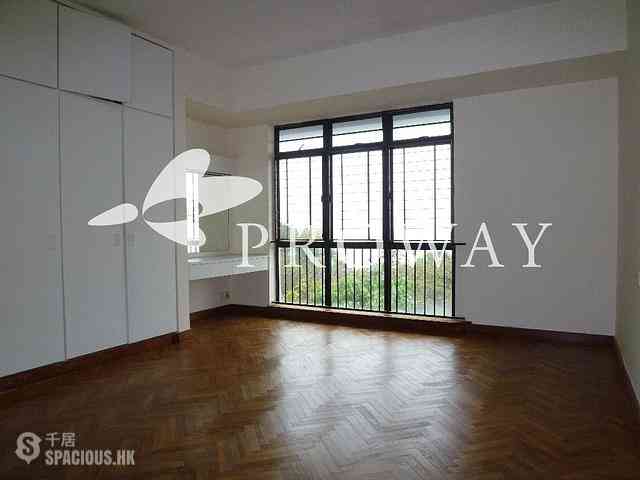 Pok Fu Lam - Pine Grove Block 6 05