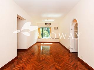 Mid Levels Central - Hillsborough Court 03